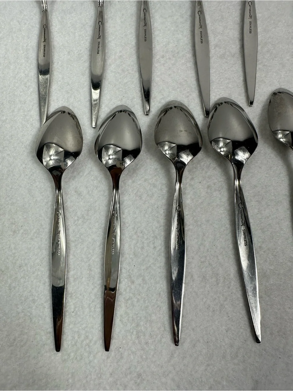 Oneida Community Stainless Flatware Tea Spoon Vintage 12 Pieces Dish-9-F In very